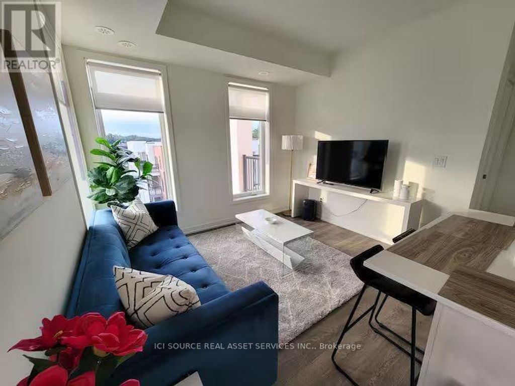 506 - 135 Canon Jackson Drive, Toronto (beechborough-Greenbrook)