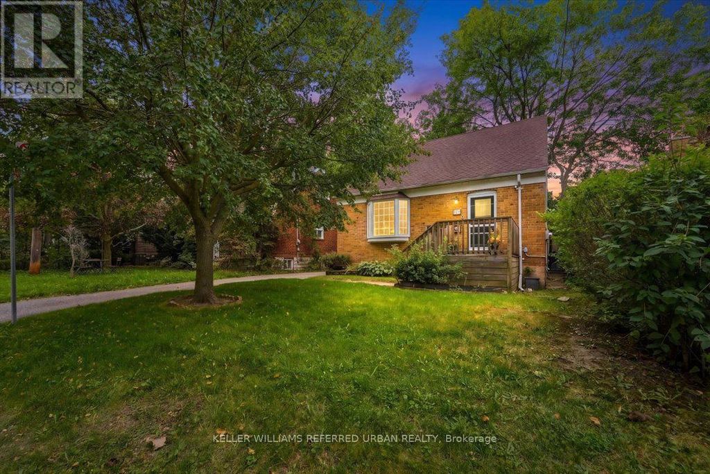 207 Elmhurst Avenue, Toronto (lansing-Westgate)