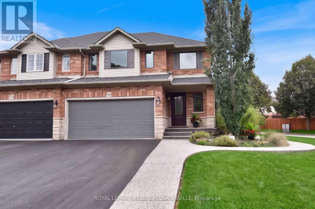 546 Sandcherry Drive, Burlington (bayview)