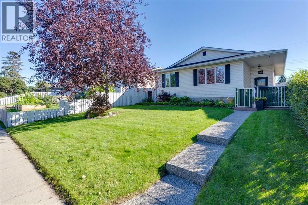 144 Dovercliffe Way Se, Calgary
