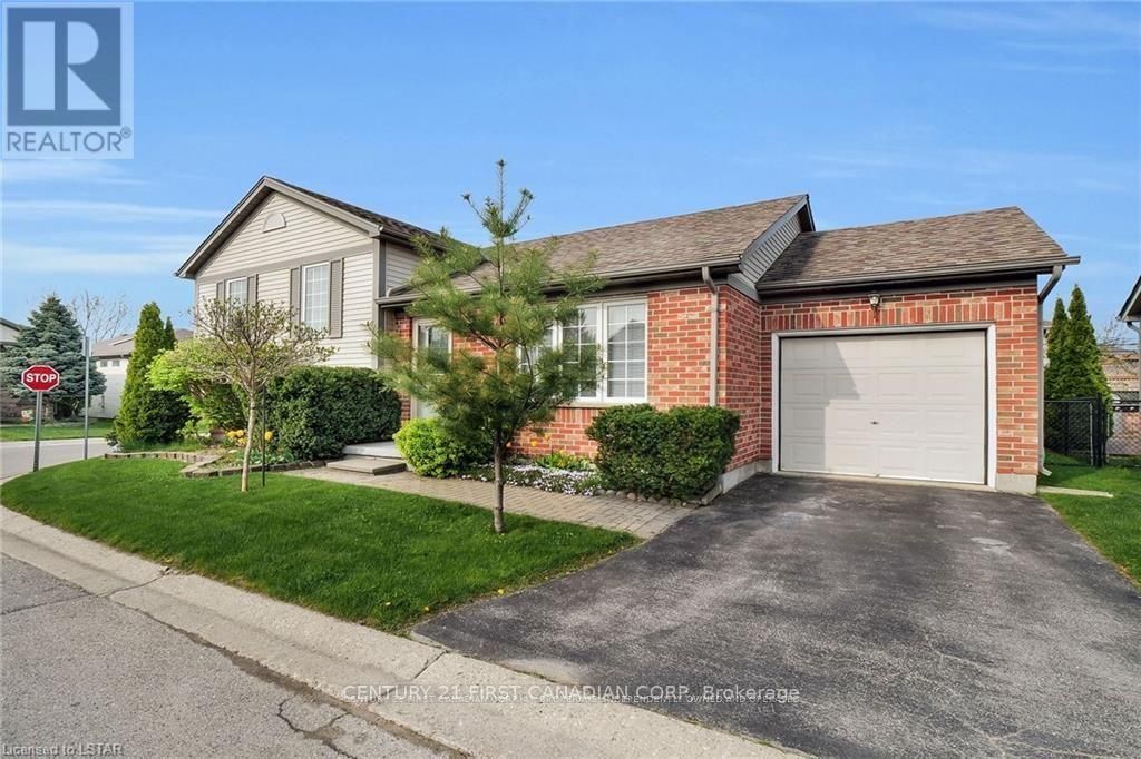 44 - 335 Lighthouse Road, London South (south U)