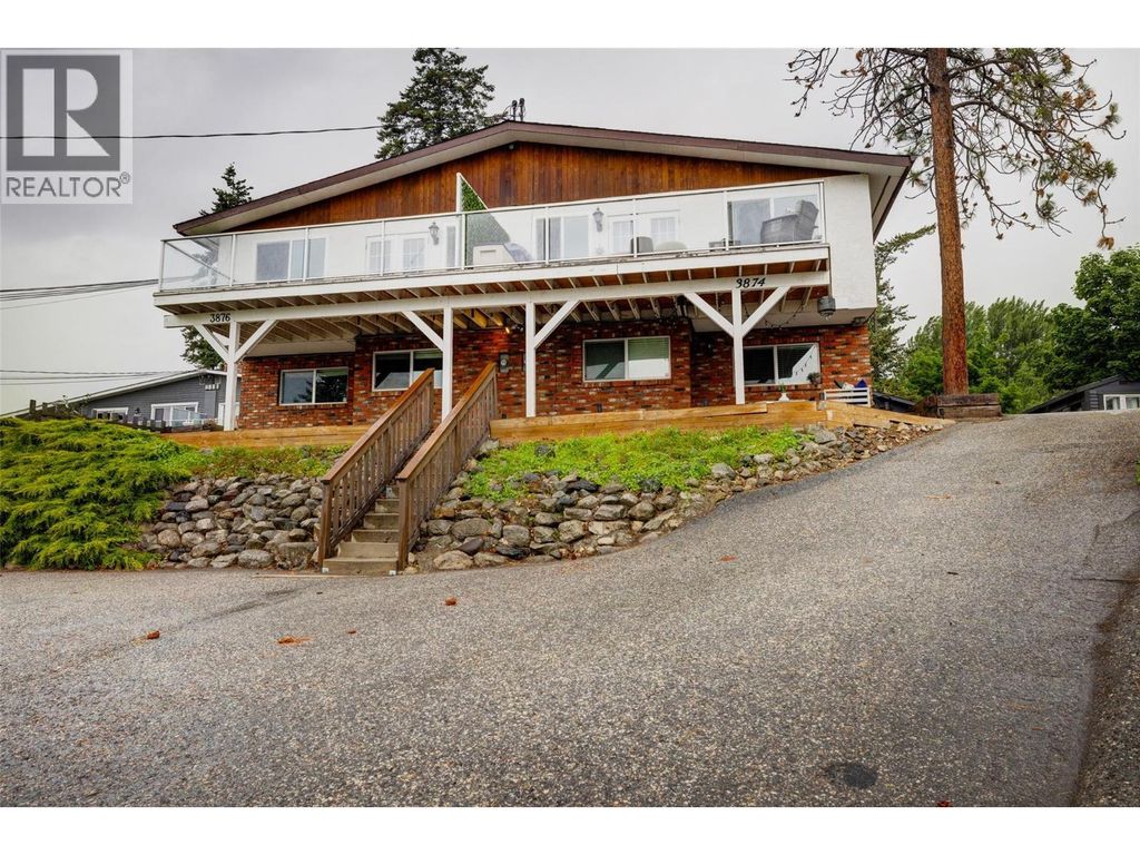 3874-3876 Glenway Road, West Kelowna