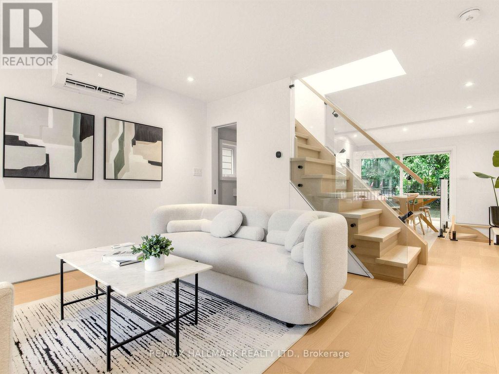 227 Donlands Avenue, Toronto (danforth Village-East York)