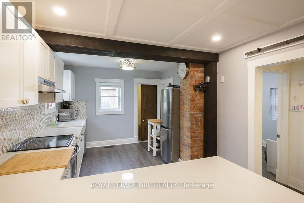 241 Vine Street, St. Catharines (fairview)