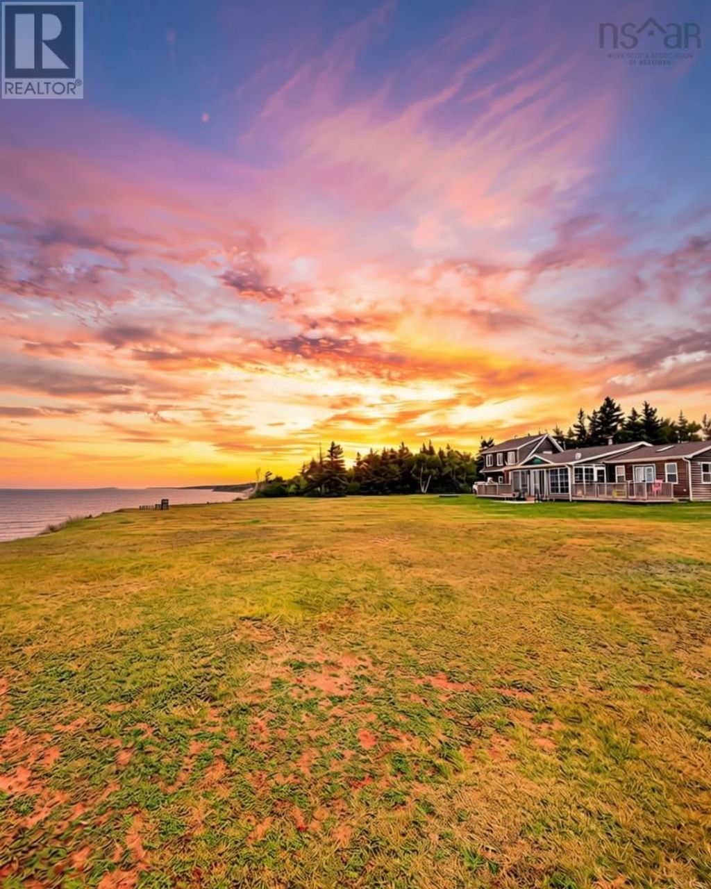155 Mary Ann Drive, Long Point