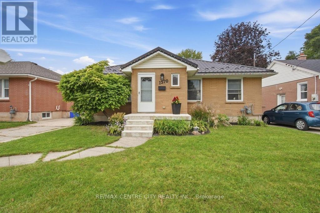 1570 Hansuld Street, London East (east H)