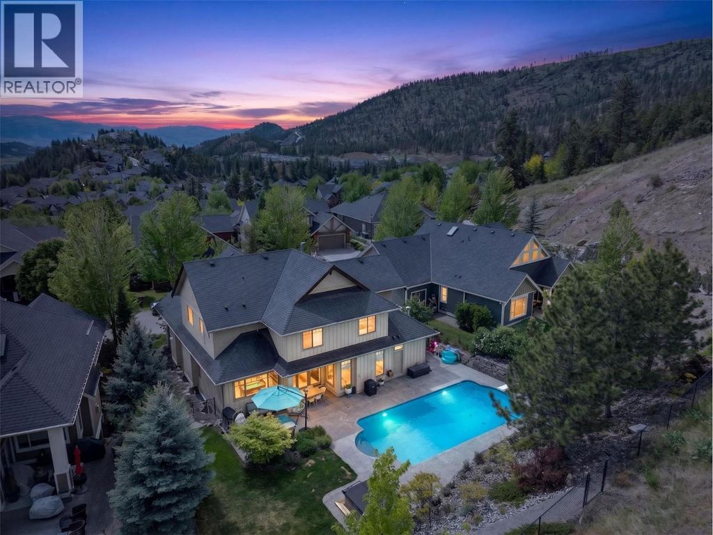 1996 Twin Ridge Court, Kelowna