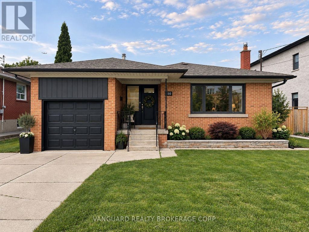 150 Spalding Road, Toronto (downsview-Roding-Cfb)