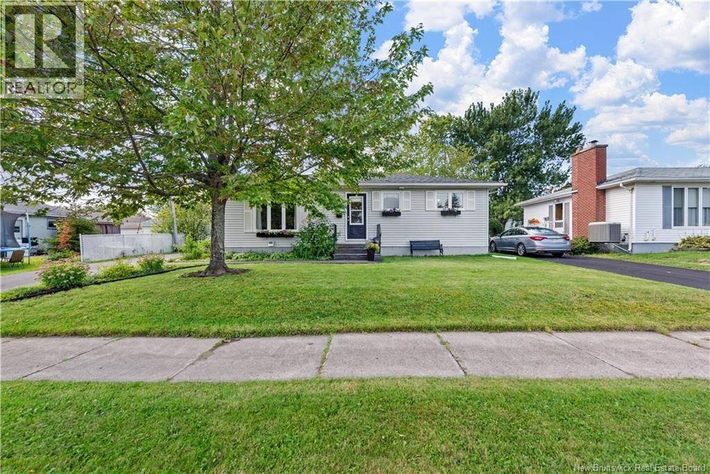 20 Dolphin Drive, Moncton