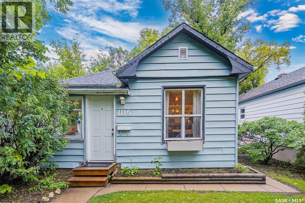 1116 B Avenue N, Saskatoon