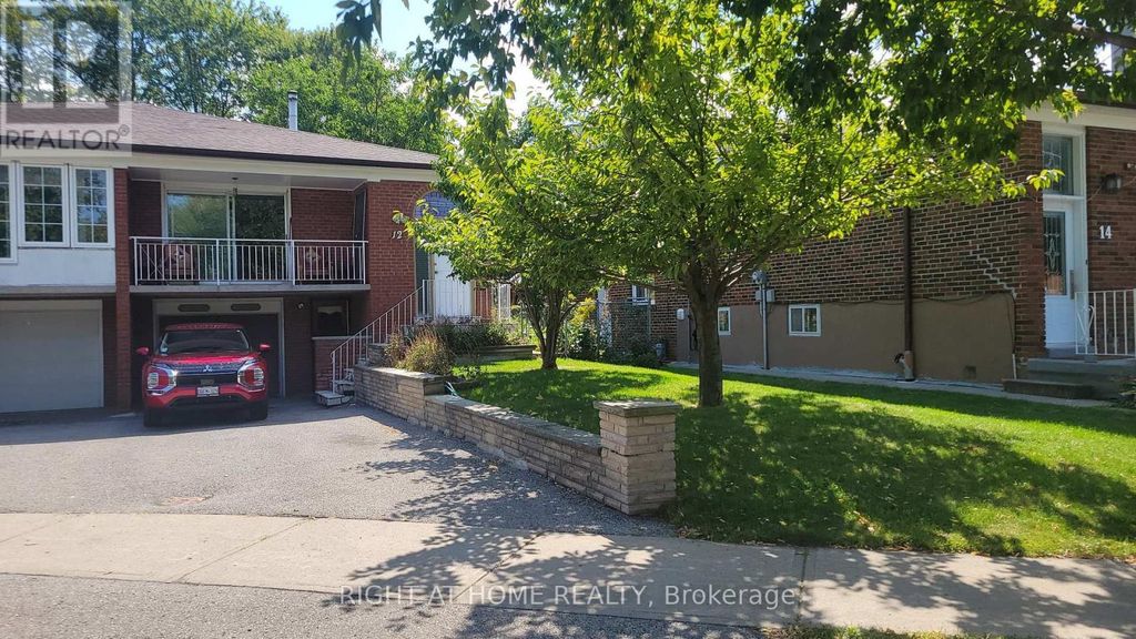 12 Fairglen Avenue, Toronto (l'amoreaux)