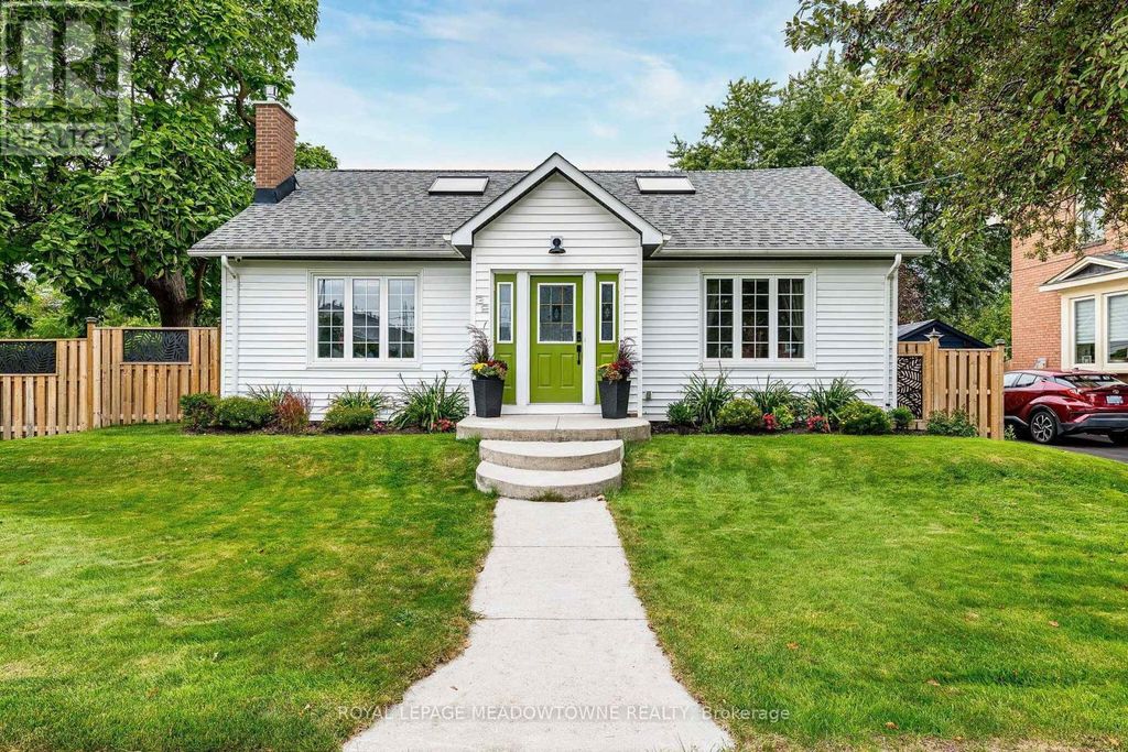 32 Craig Street, Brampton (downtown Brampton)