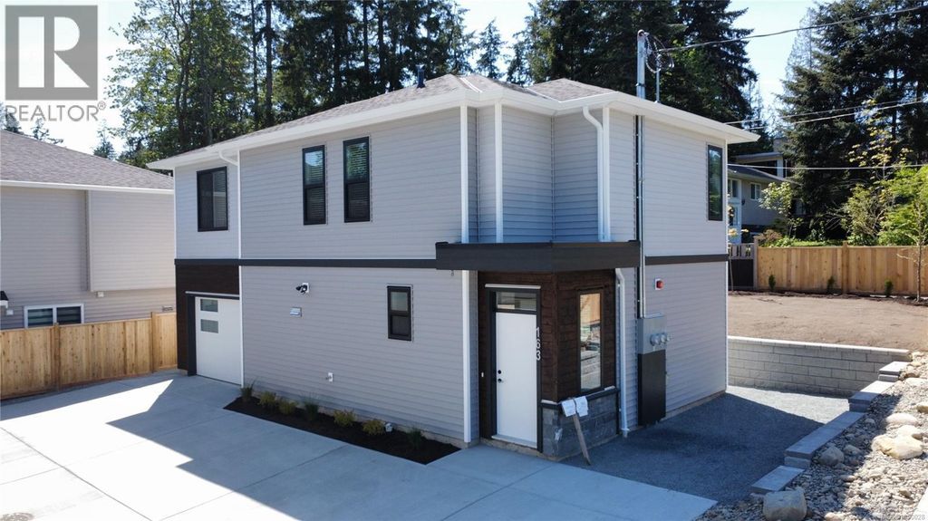 163 Alberta Rd, Nanaimo