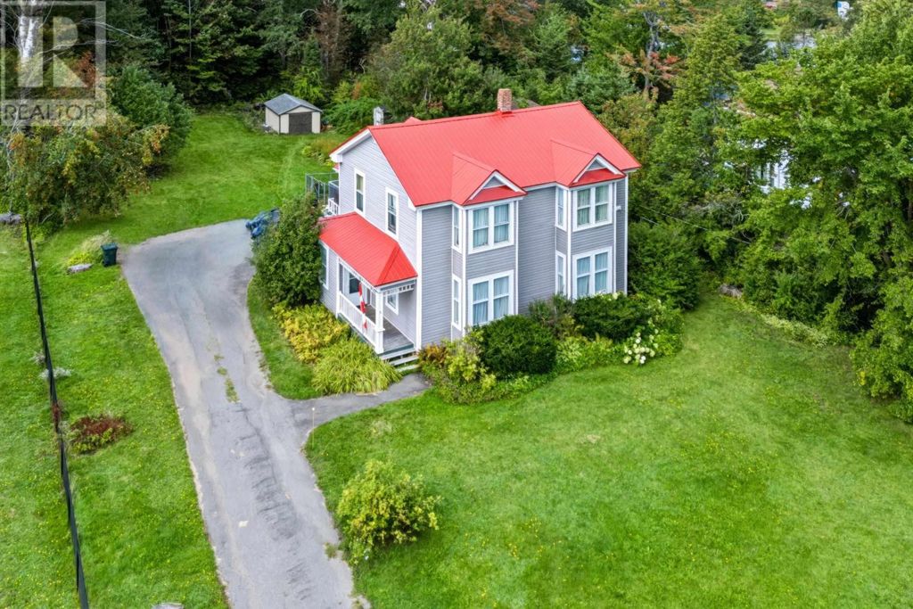 13 Mcdougall Street, Springhill