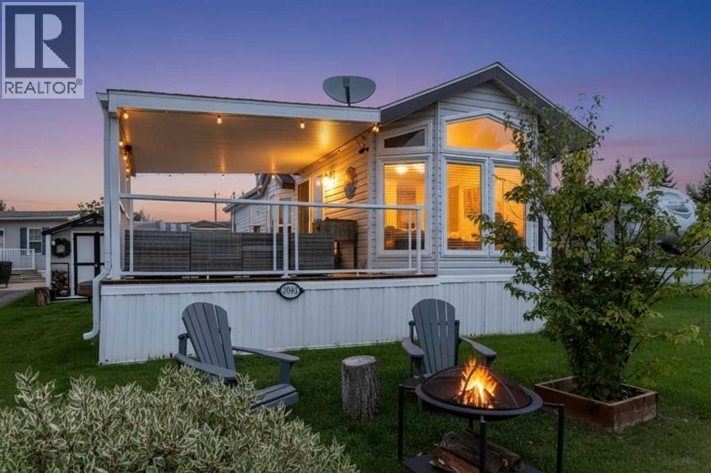 2042, 25054 South Pine Lake Road, Rural Red Deer County