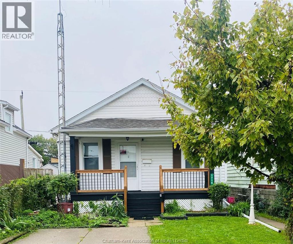 1716 Drouillard Road, Windsor