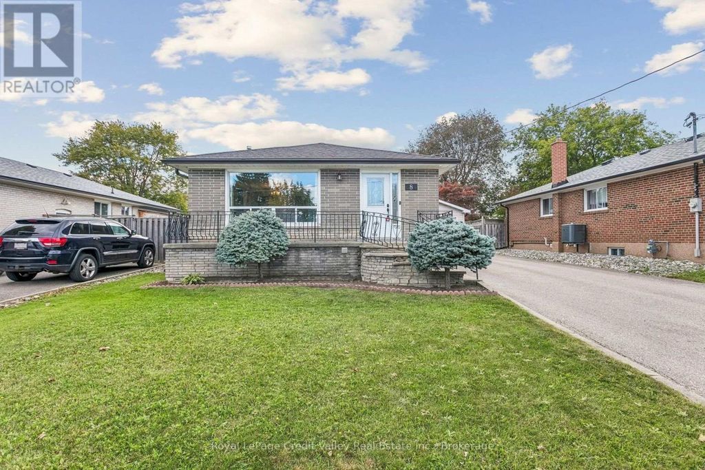 8 Milner Road, Brampton (brampton East)