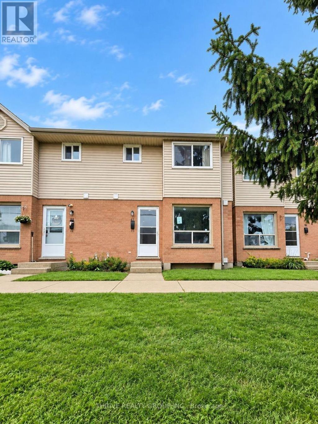 67 - 595 Third Street, London East (east H)