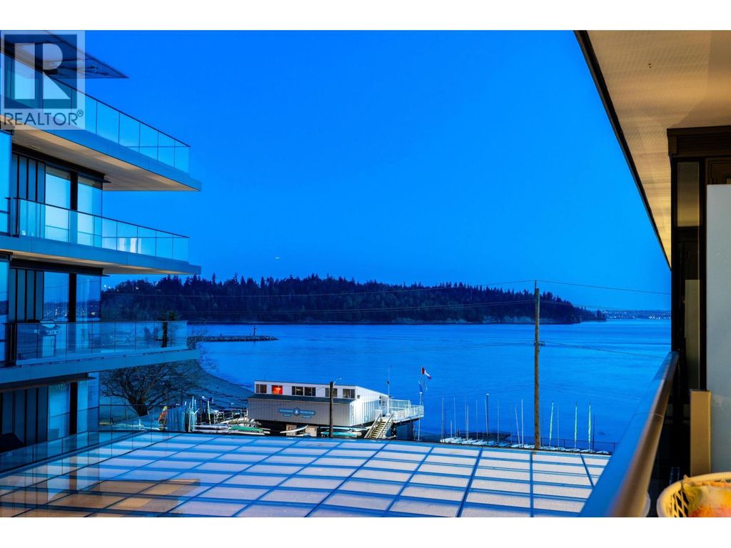 402 1355 Bellevue Avenue, West Vancouver
