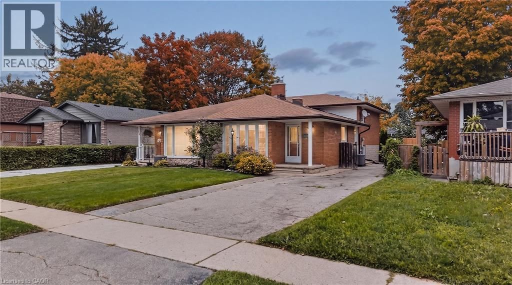 1393 Pineview Avenue, Cambridge