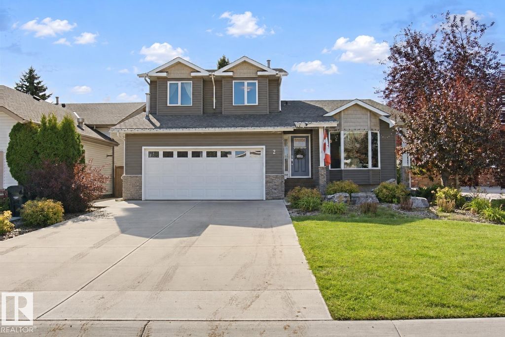 2 Stoneshire Cl, Spruce Grove