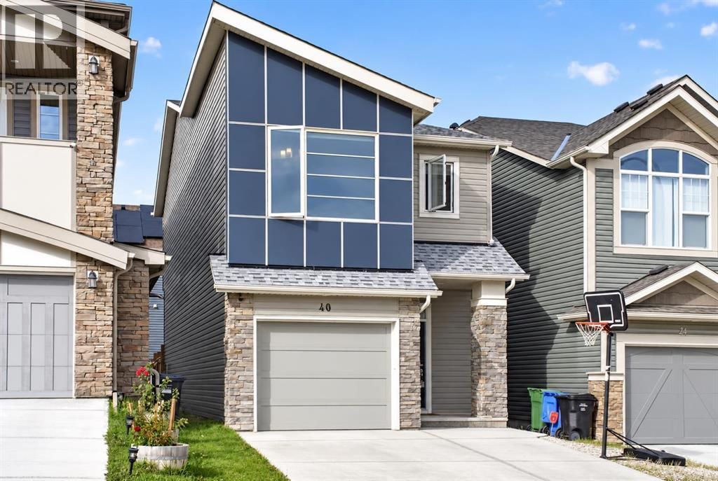 40 Sage Bluff Way Nw, Calgary