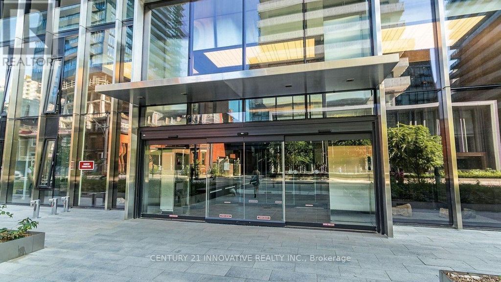 806 - 55 Charles Street E, Toronto (church-Yonge Corridor)
