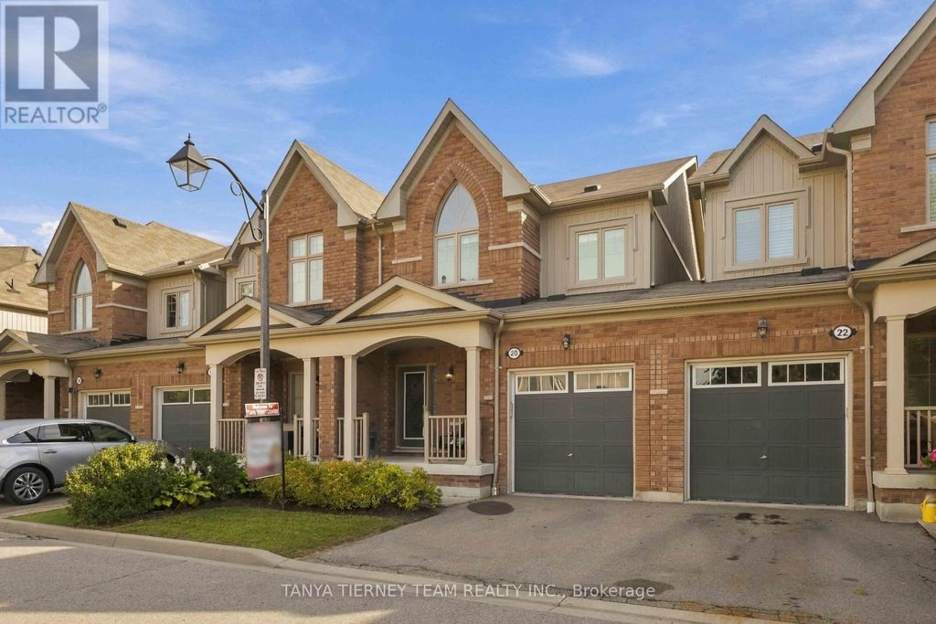 20 Lambdon Way, Whitby (brooklin)