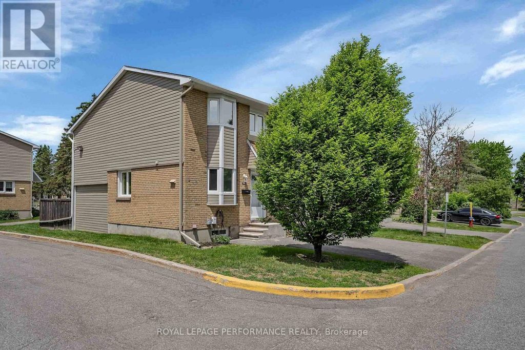 A - 1780 Lamoureux Drive, Ottawa