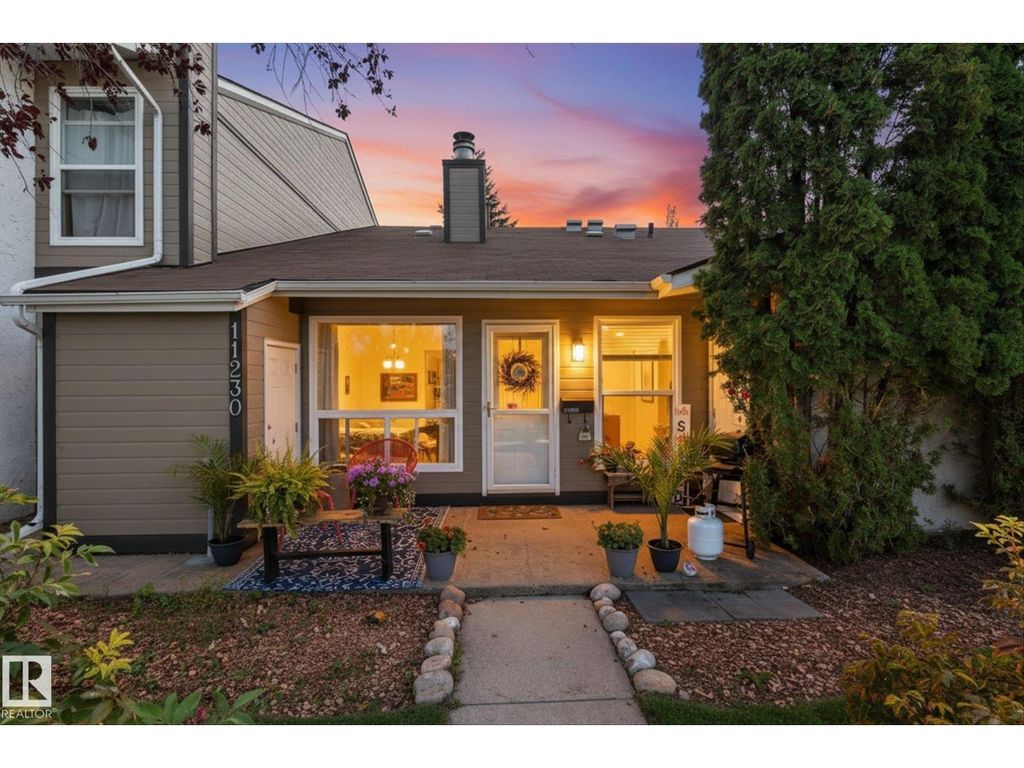 11230 18 Av Nw, Edmonton