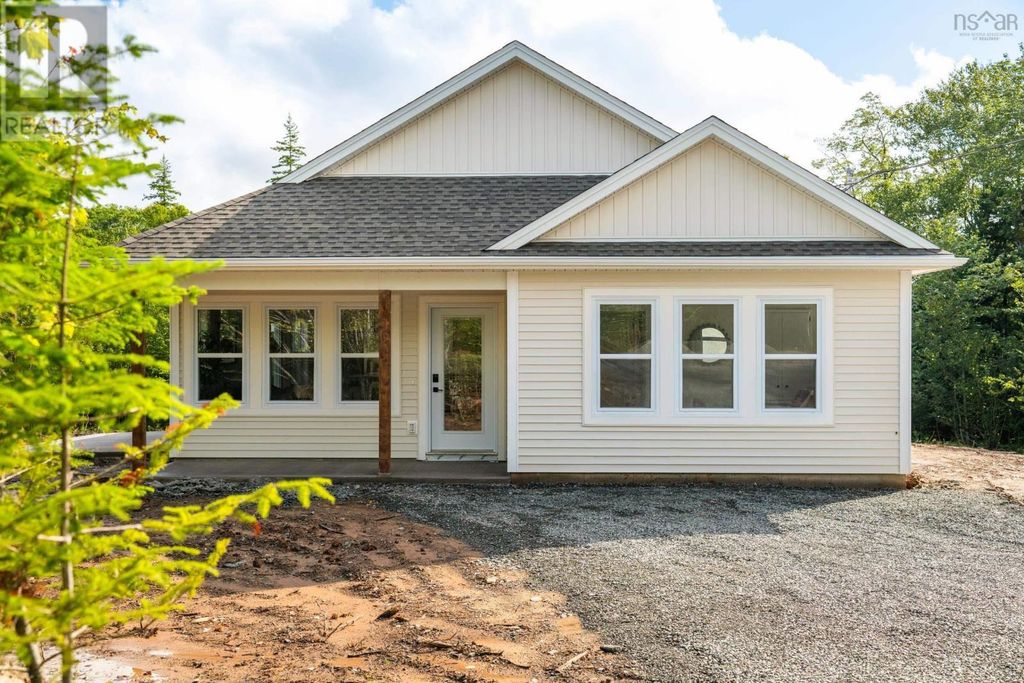 83 Maverick Lane, Devon