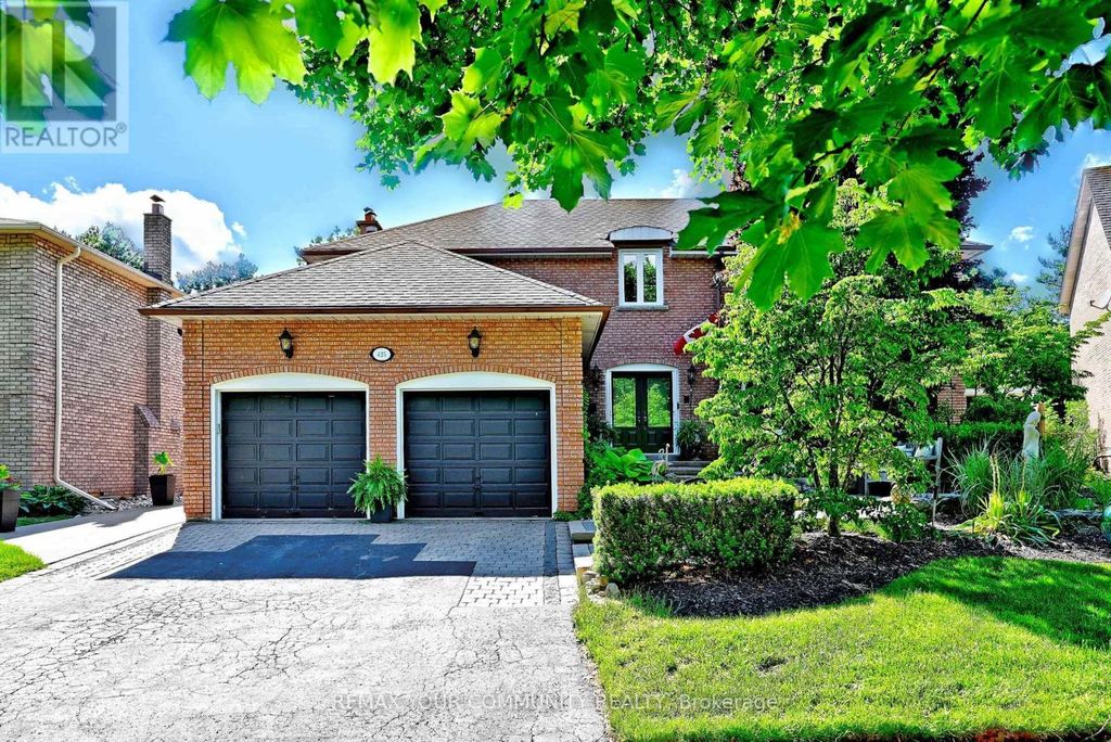 425 Easy Street, Richmond Hill (mill Pond)