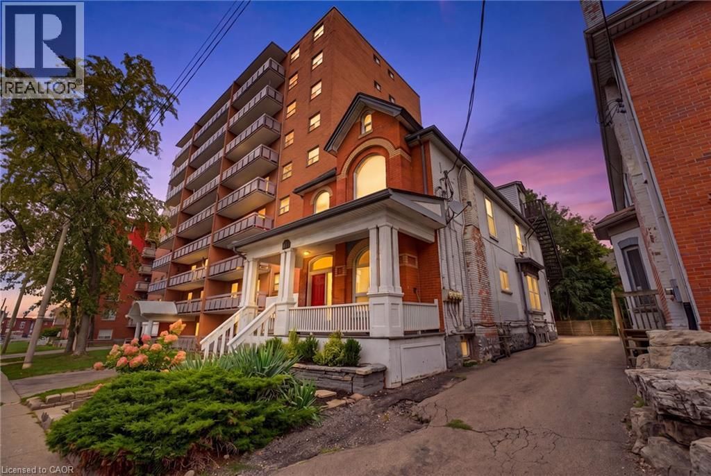113 Wentworth Street S, Hamilton