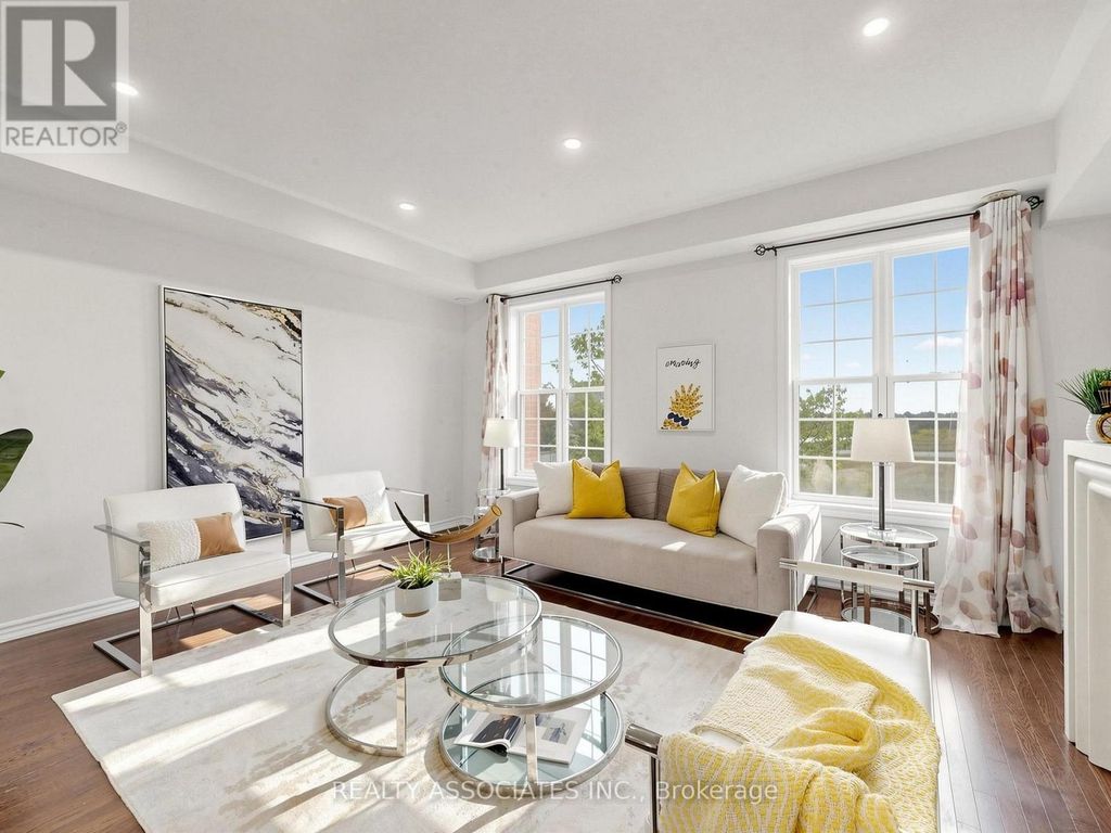 11 Tatra Lane, Markham (cathedraltown)