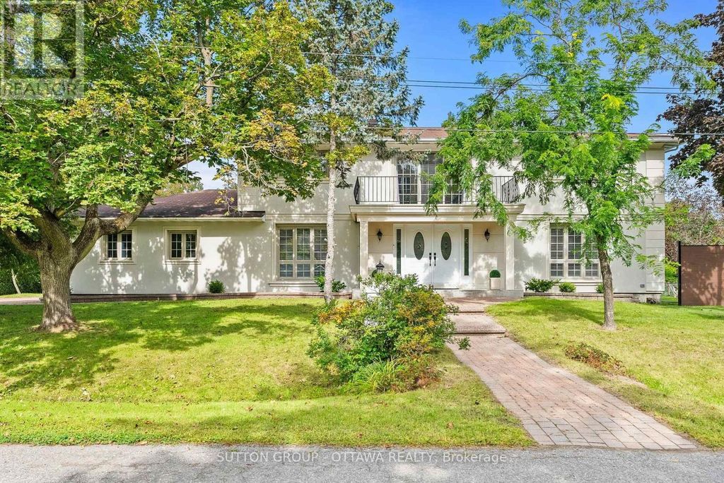 11 Lennon Drive, Ottawa