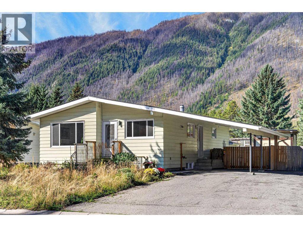 231 Blue Spruce Crescent, Sparwood