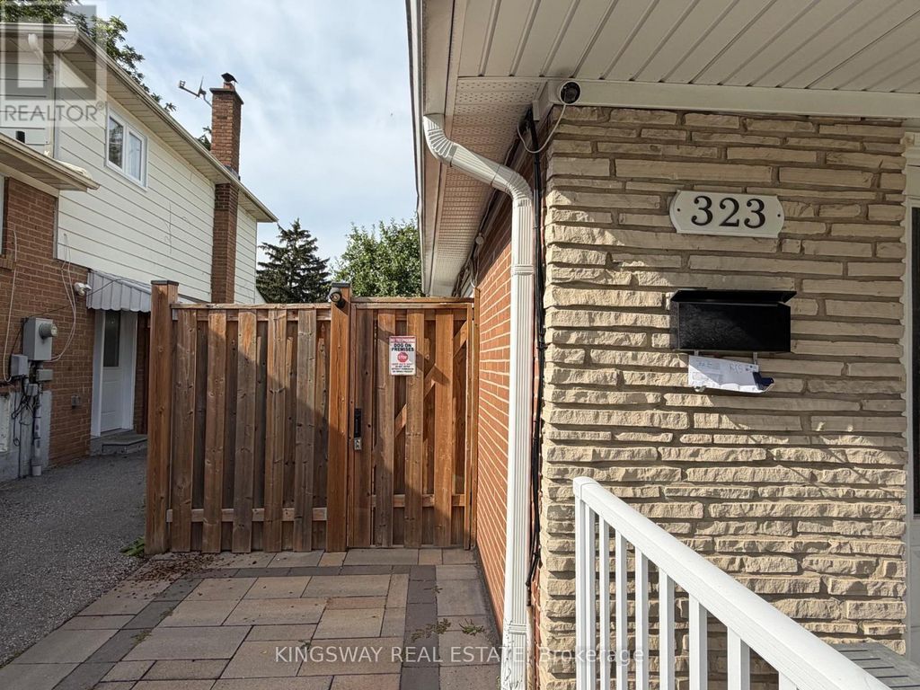 Lower Level - 323 Montego Rd. Road, Mississauga (cooksville)