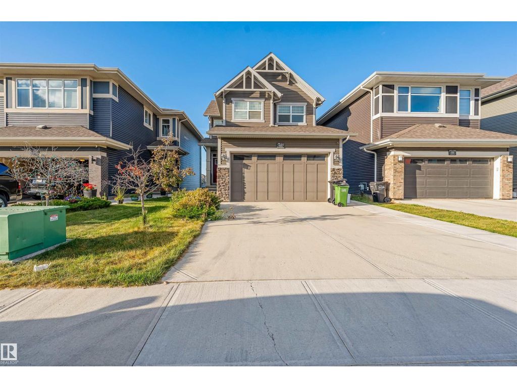 1583 Plum Circle Sw, Edmonton