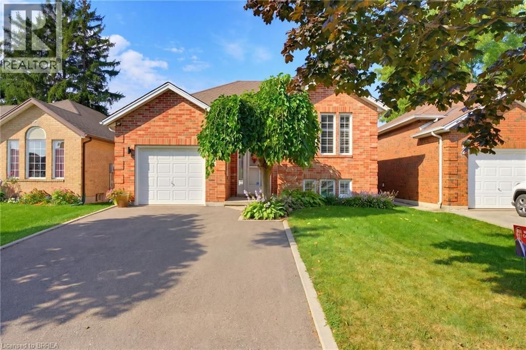 10 Noble Court, Brantford