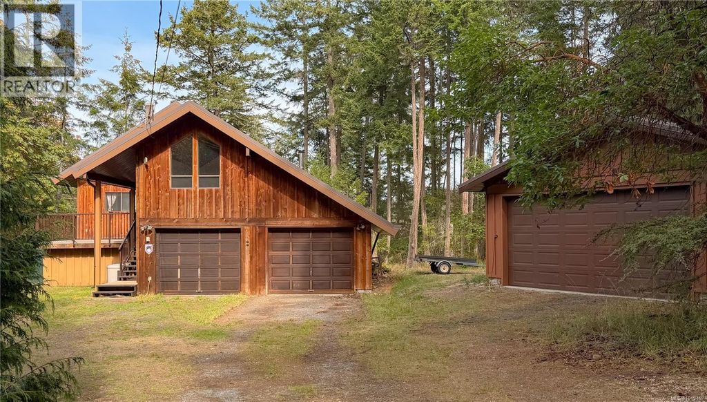 2893 Rowan Way, Gabriola Island