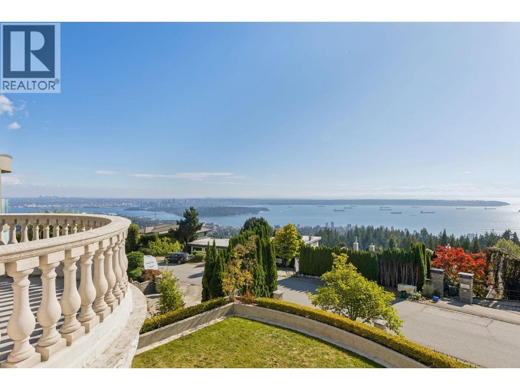 1471 Bramwell Road, West Vancouver