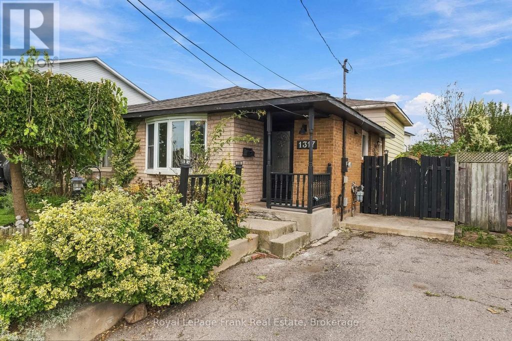1317 Park Road S, Oshawa (lakeview)