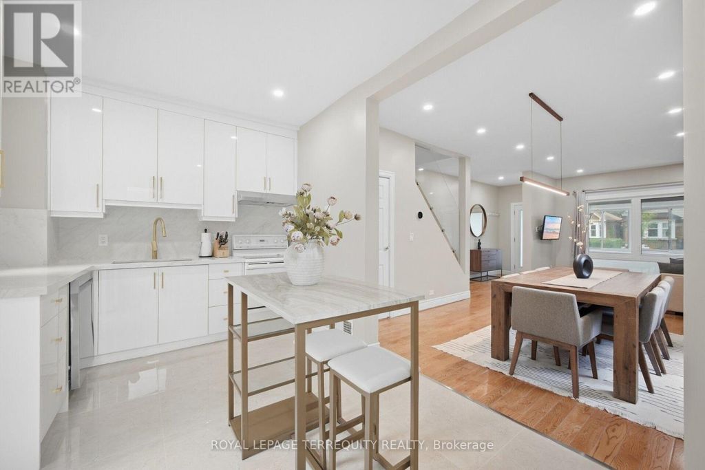 350 Lumsden Avenue, Toronto (woodbine-Lumsden)