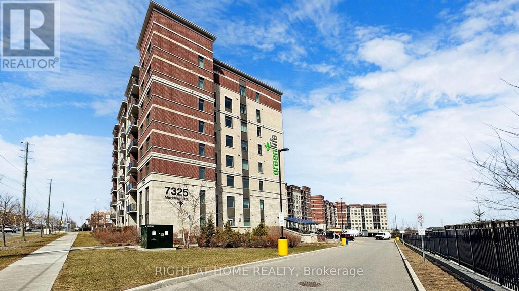 615 - 7325 Markham Road, Markham (cedarwood)