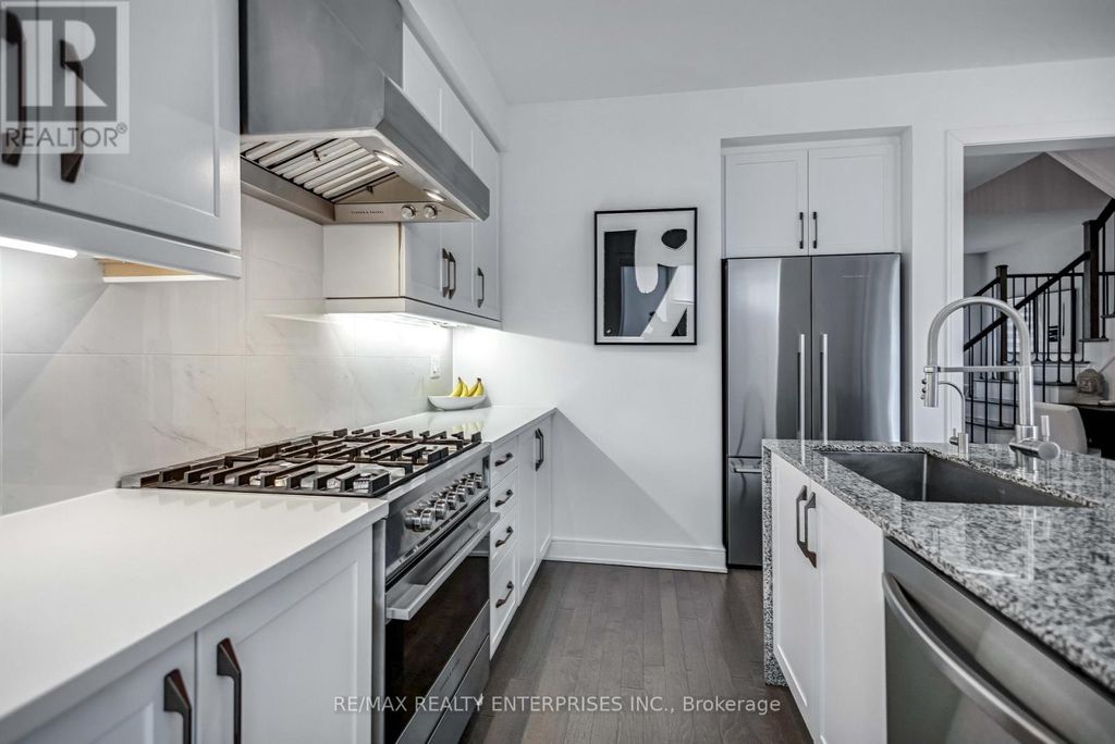 2497 Littlefield Crescent, Oakville (ga Glen Abbey)