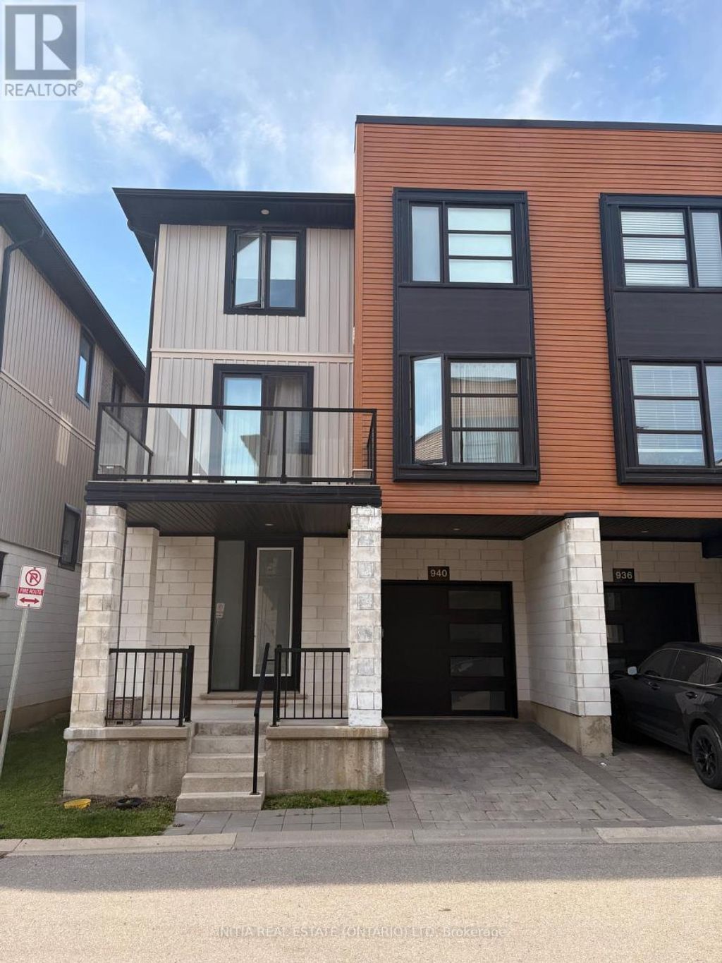 940 - 940 Georgetown Drive, London North (north M)