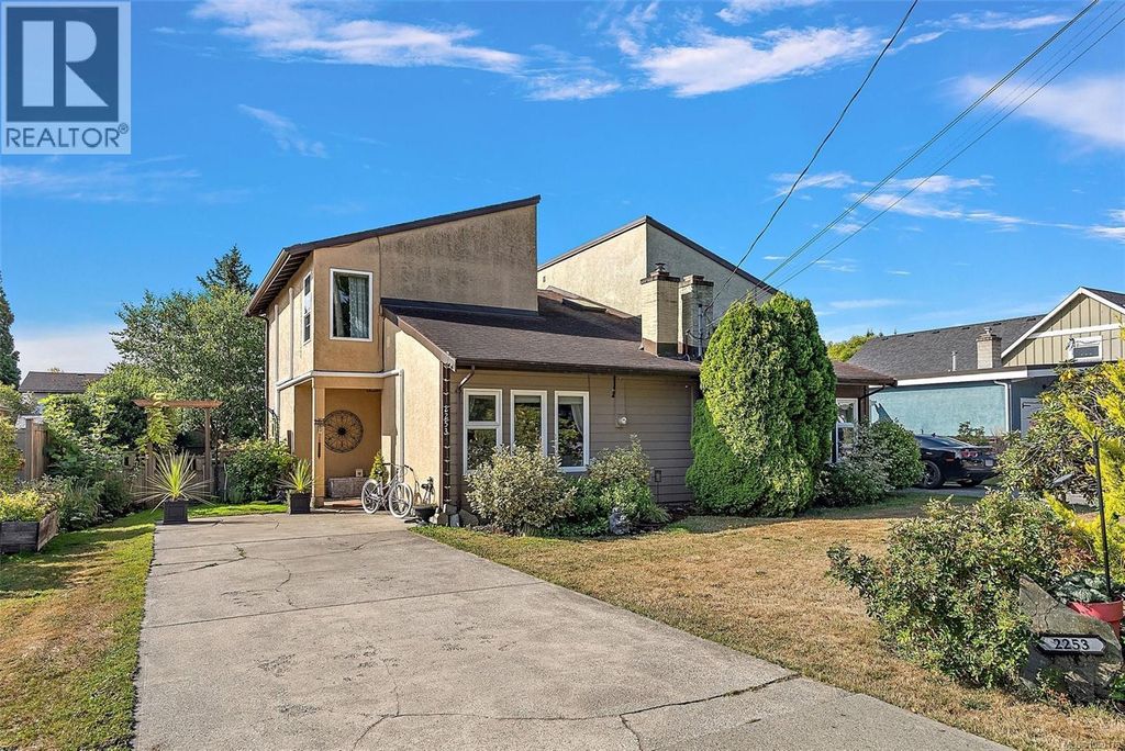 2253 Malaview Ave, Sidney