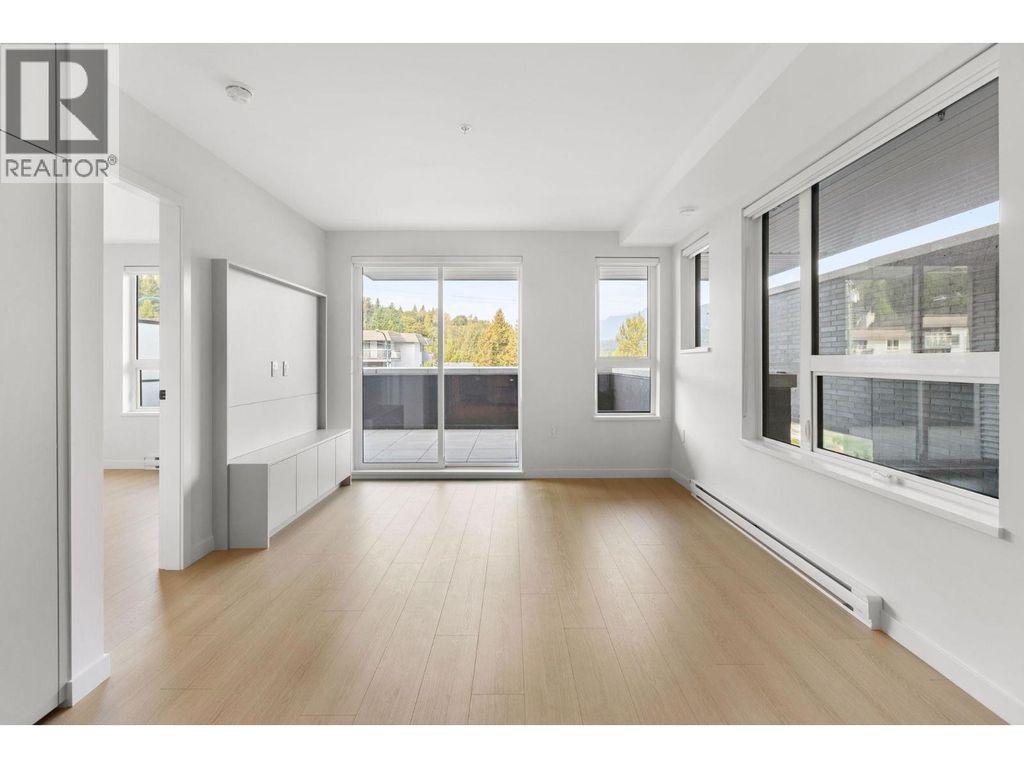213 2015 St. Johns Street, Port Moody
