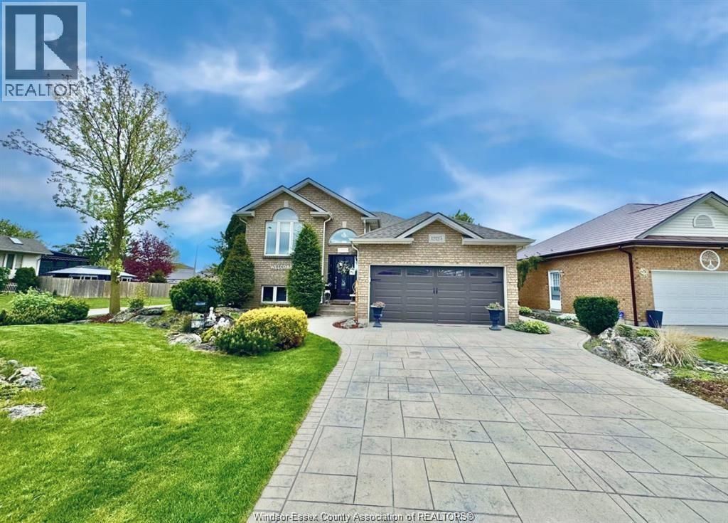 12123 Cranbrook, Tecumseh