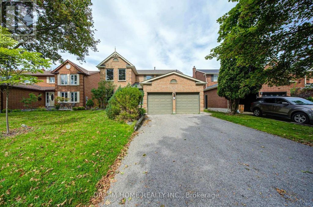 30 Garnish Green, Markham (markham Village)
